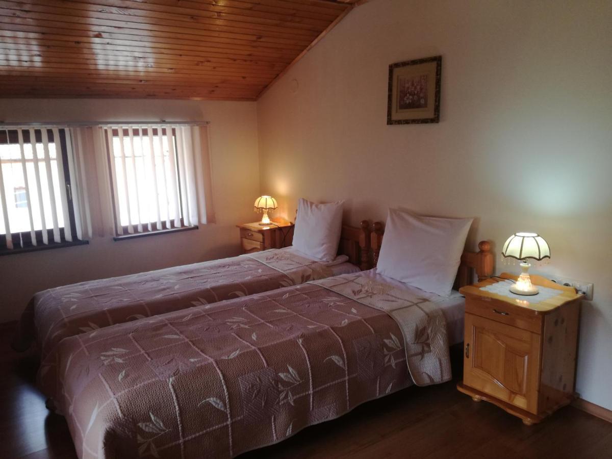 Guest House Benita Devin Exteriér fotografie