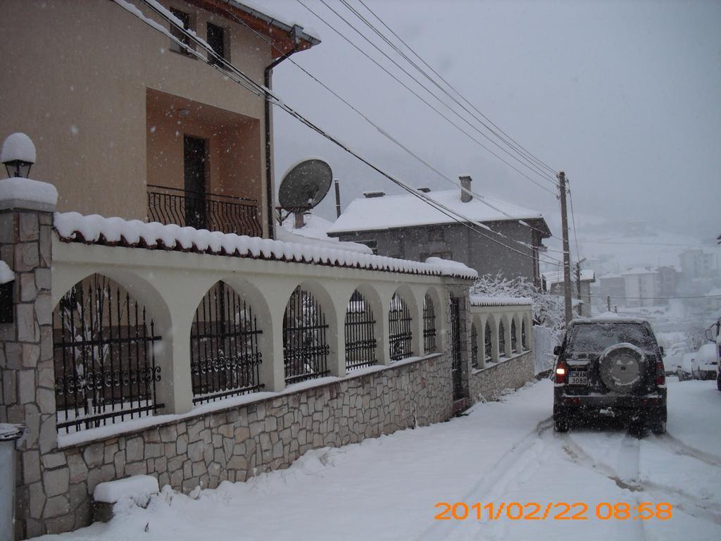 Guest House Benita Devin Exteriér fotografie